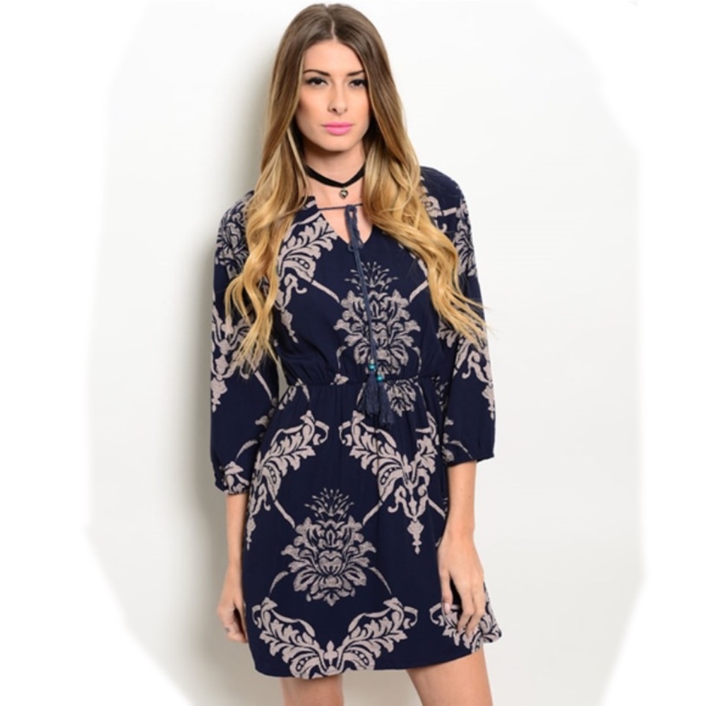 New💥! VALENCIA navy floral print dress - Picture 2 of 6